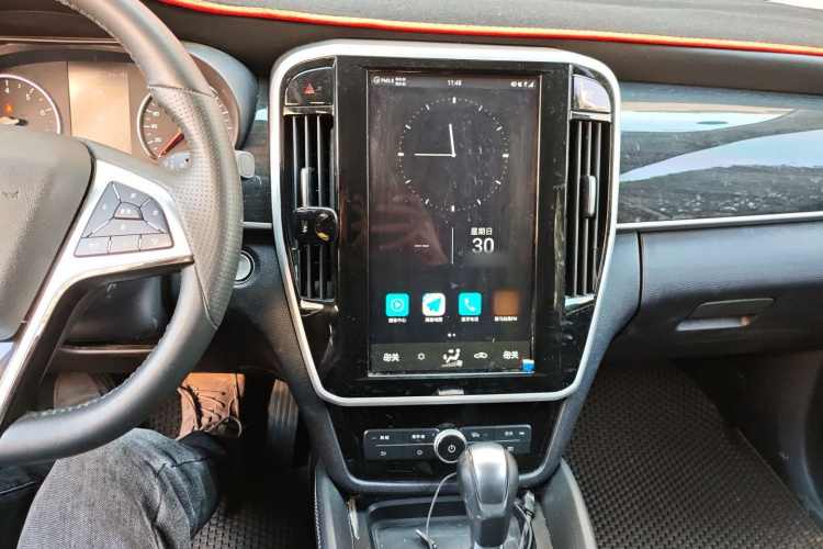 比亚迪 宋MAX 2017款 1.5T 自动智联尊贵型 7座局部细节16