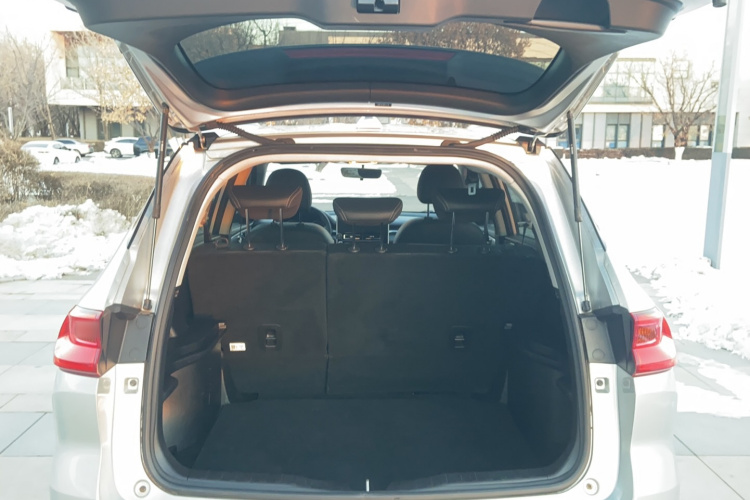 哈弗M6 2021款 PLUS 1.5T DCT尊贵智联型局部细节23