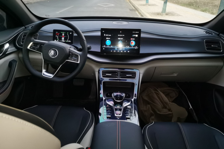 比亚迪 秦PLUS 2021款 DM-i 55KM 旗舰型中控内饰7002
