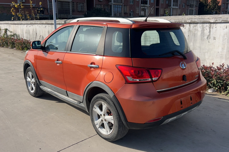 长城M4 2012款 1.5L 手动豪华型车身外观6007