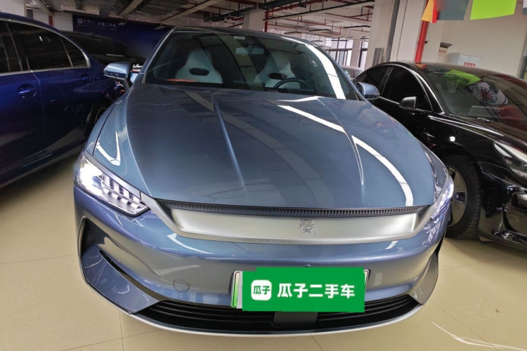 比亚迪 秦PLUS 2024款 荣耀版 EV 510KM超越型车身外观2