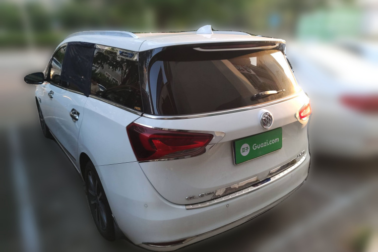 别克GL6 2018款 18T 6座尊贵型车身外观5