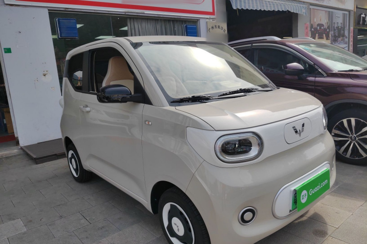 五菱汽车 宏光MINIEV 2024款 第三代 215km 青春版车身外观3