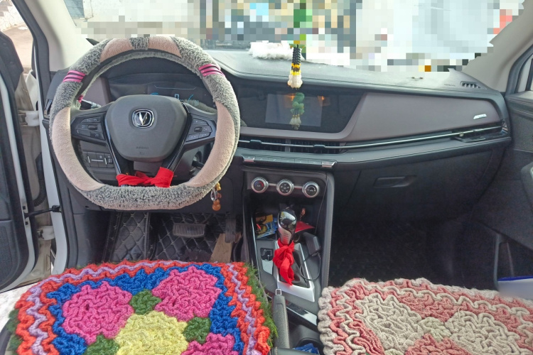 长安CS15 2019款 1.5L 自动进取型 国V中控内饰12