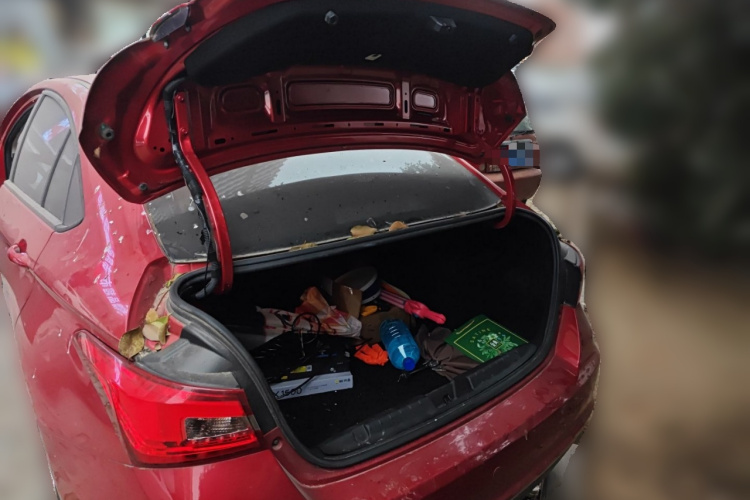 奇瑞 艾瑞泽5 2019款 1.5L CVT青春版 国V中控内饰23