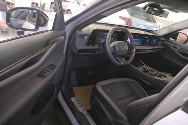 福特 2023款 锐界L 2.0T EcoBoost 四驱七座至尊型中控内饰20