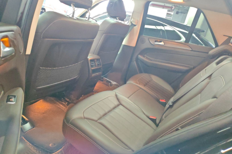 奔驰GLE 2018款 GLE 400 4MATIC 臻藏版中控内饰21