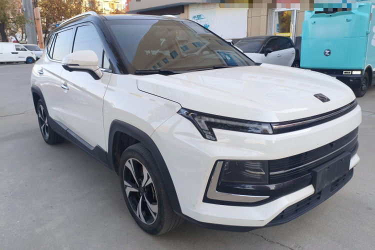 思皓E40X 2021款 金甲版车身外观3