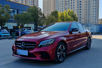 奔驰C级 2019款 C 260 运动版