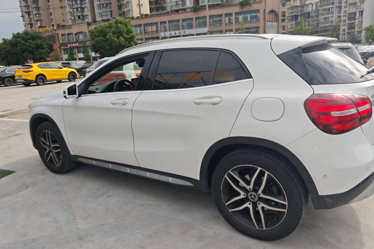 奔驰GLA 2017款 GLA 200 时尚型车身外观6003