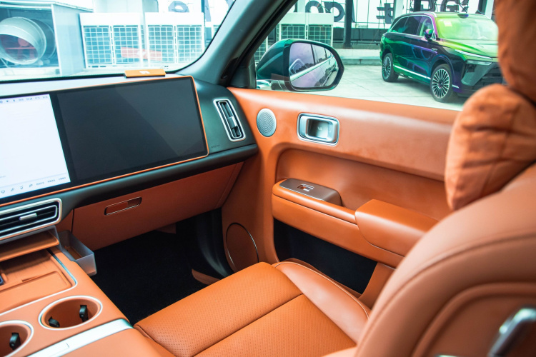 理想汽车 理想L9 2024款 Ultra中控内饰7015