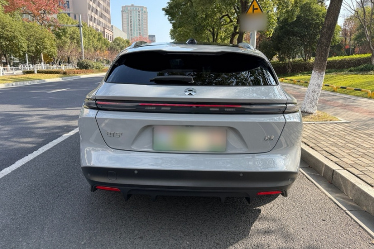 蔚来ET5T 2024款 75kWh Touring车身外观6005