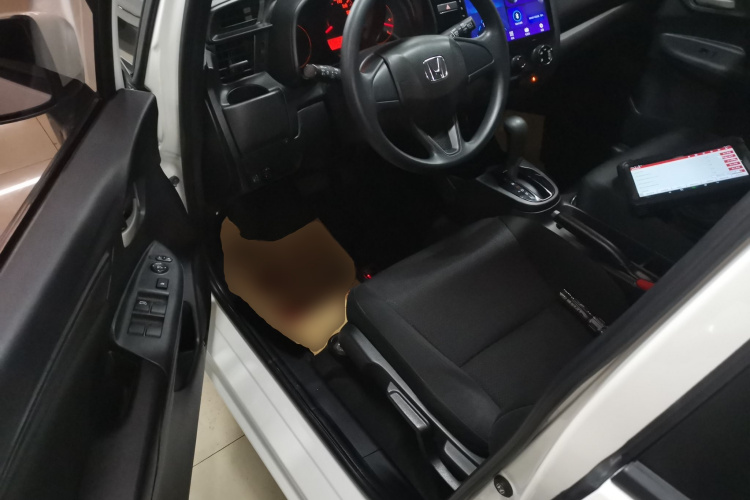 本田 飞度 2018款 1.5L CVT舒适天窗版中控内饰20