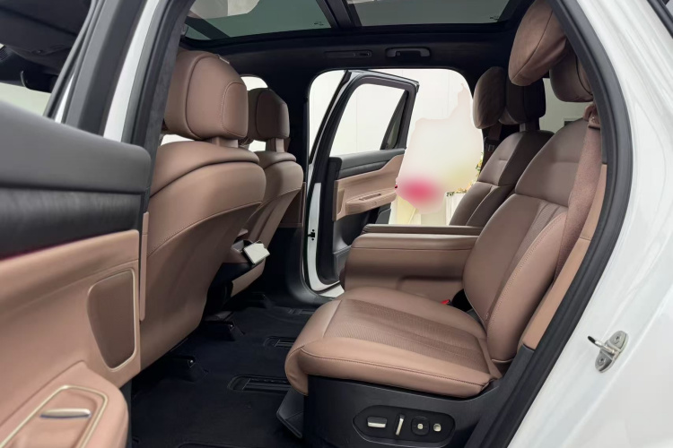 蔚来ES8 2024款 75kWh中控内饰21