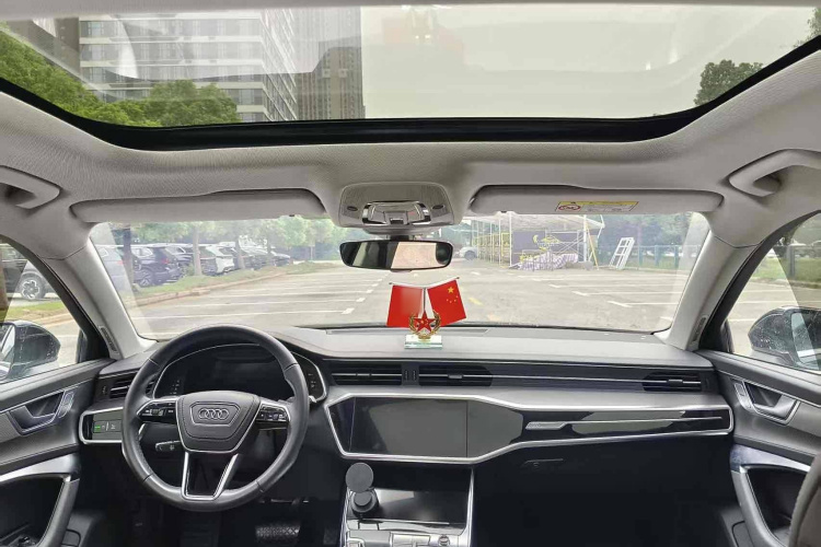 奥迪A6L 2024款 40 TFSI 豪华致雅型中控内饰7007
