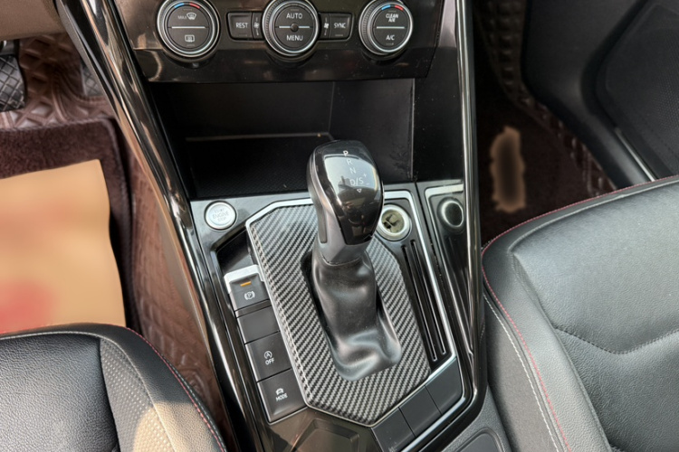 大众 探岳 2019款 330TSI 两驱豪华型 国VI中控内饰7008