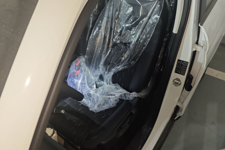 零跑汽车 零跑T03 2025款 310舒享版中控内饰19