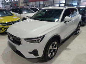 沃尔沃XC40 2023款 B4 四驱智远豪华版