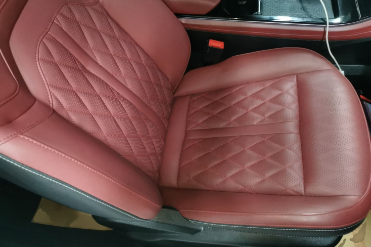 捷途X70 PLUS 2023款 1.6T DCT强者PRO+ 5座局部细节41