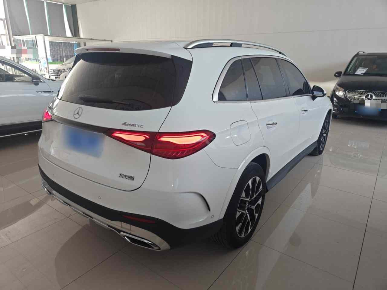 奔驰GLC 2023款 GLC 260 L 4MATIC 豪华型 5座(4)
