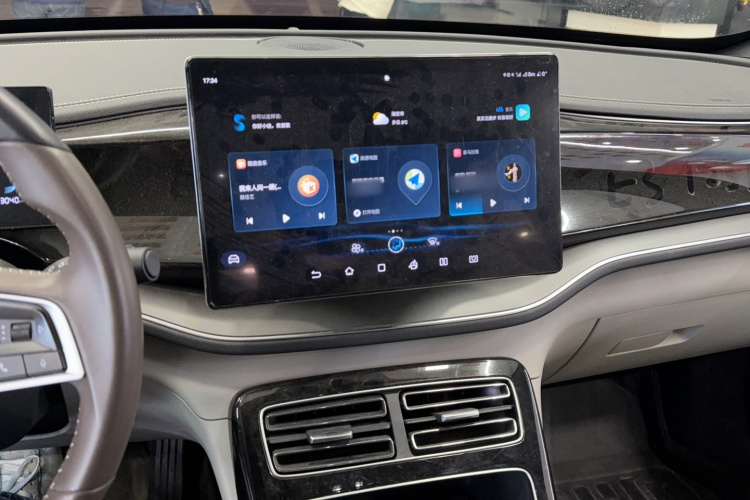 比亚迪 秦PLUS 2023款  冠军版 DM-i 120KM超越型中控内饰7003
