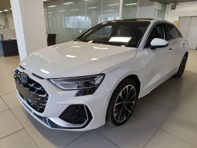 奥迪A3 2025款 A3L Limousine 35TFSI 飞驰尊享型 +豪华臻选包