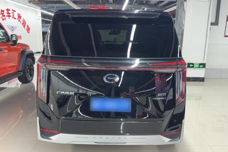 广汽传祺 传祺M8 2023款 宗师系列 双擎 旗舰版车身外观6004