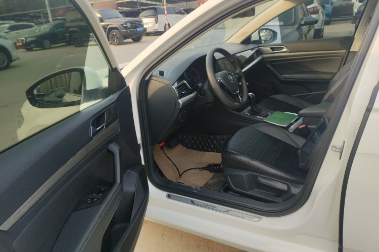 大众 朗逸 2019款 1.5L 自动视野版 国VI中控内饰20