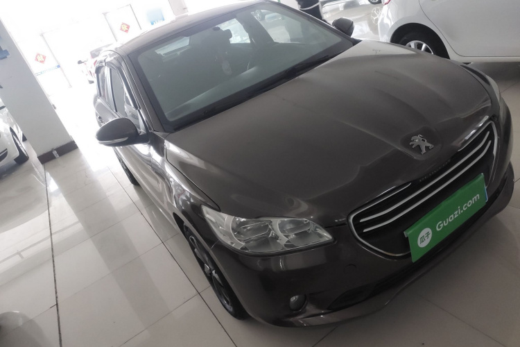 标致301 2014款 1.6L 手动舒适版车身外观3