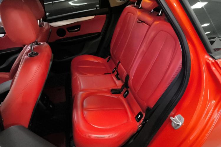 宝马2系旅行车 2016款 218i 领先型中控内饰21