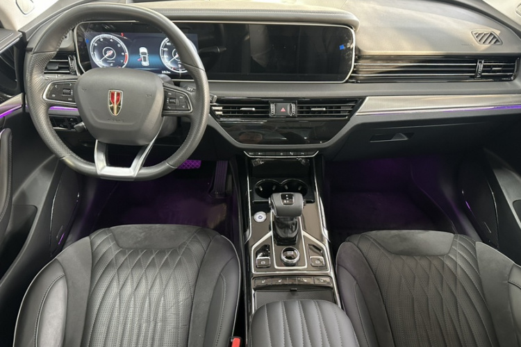 红旗HS5 2022款 改款 2.0T 智联旗享版中控内饰7006