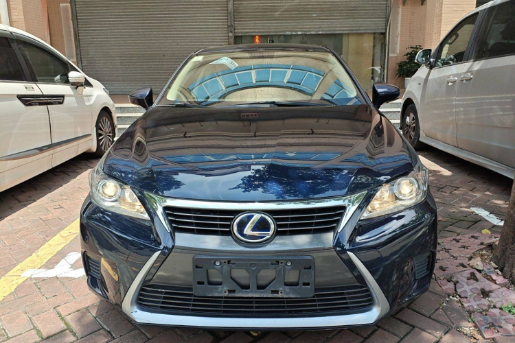 雷克萨斯CT 2014款 CT200h 精英版 单色车身外观2