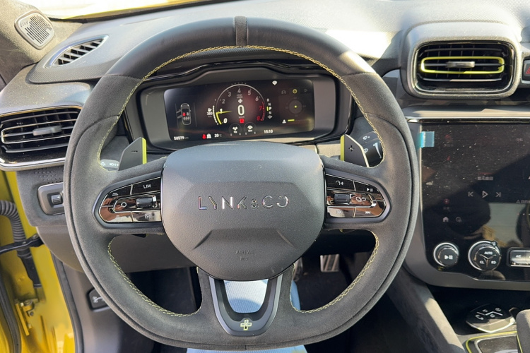 领克03 2019款 03+ 2.0TD 自动驭风版局部细节13