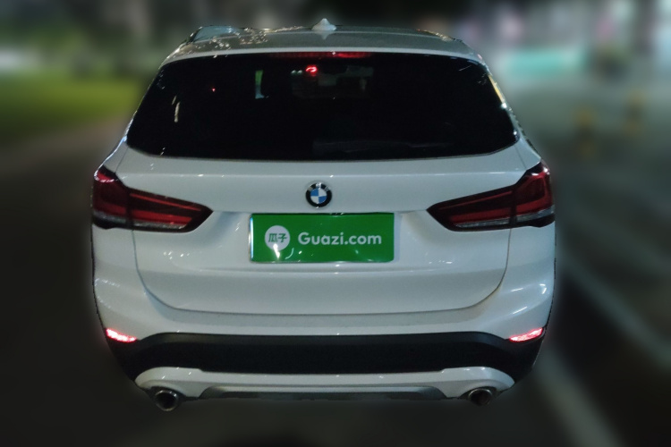 宝马X1 2020款 sDrive20Li 尊享型车身外观6004