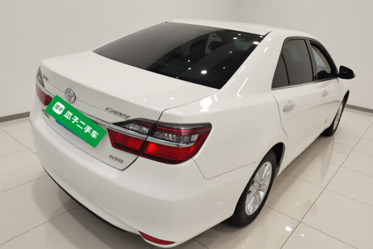 丰田 凯美瑞 2016款 2.0G 十周年纪念领先版车身外观7