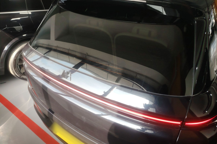 理想汽车 理想L8 2025款 Max 智能焕新版车身外观6004