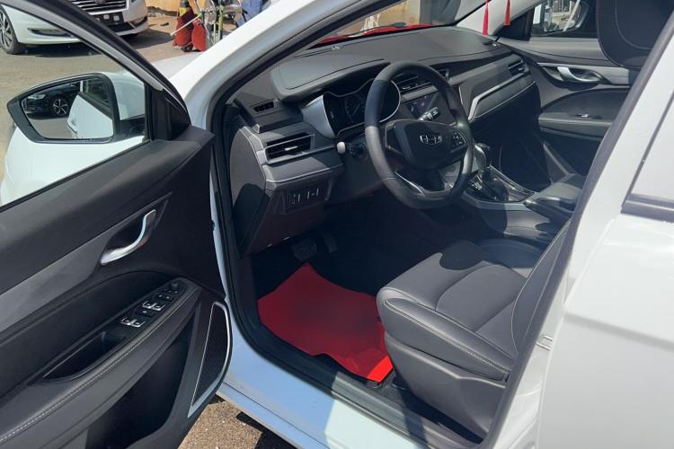 吉利汽车 帝豪 2021款 UP 1.5L CVT舒适型中控内饰20