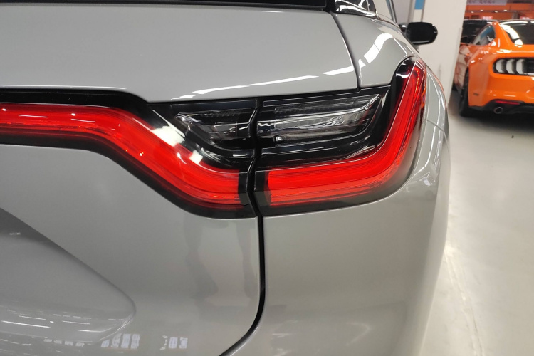 蔚来ES6 2020款 600KM 运动版车身外观6006