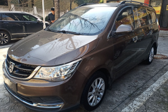 宝骏730 2016款 1.5L 手动标准型 7座