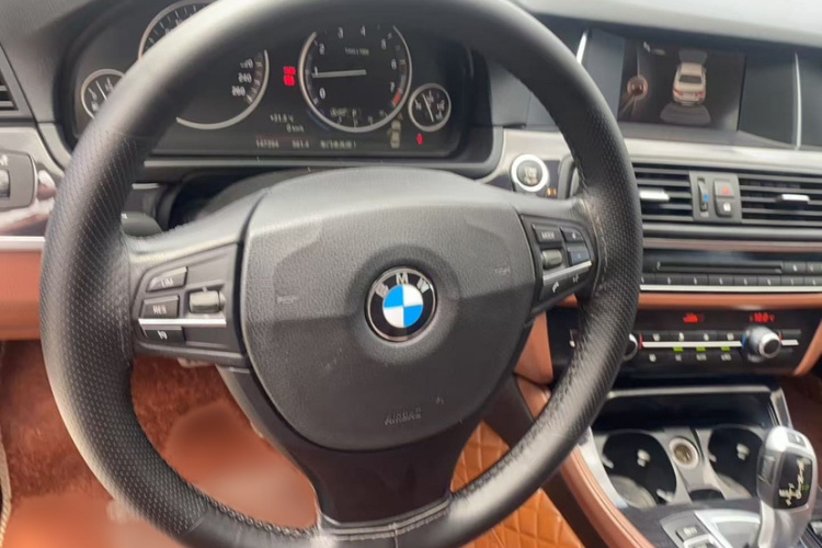 宝马5系 2014款 520Li 典雅型局部细节13