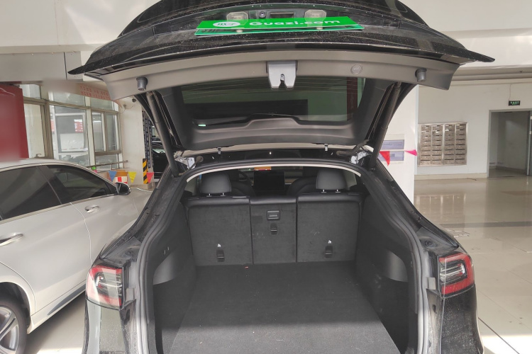 特斯拉 Model Y 2022款 后轮驱动版机舱底盘23