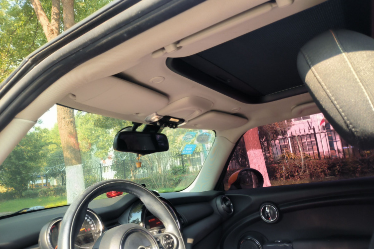 MINI 2014款 1.2T ONE+中控内饰22