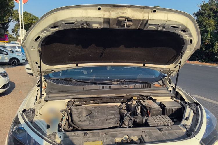 捷途X90 2020款 1.5T DCT影智版 5座机舱底盘24