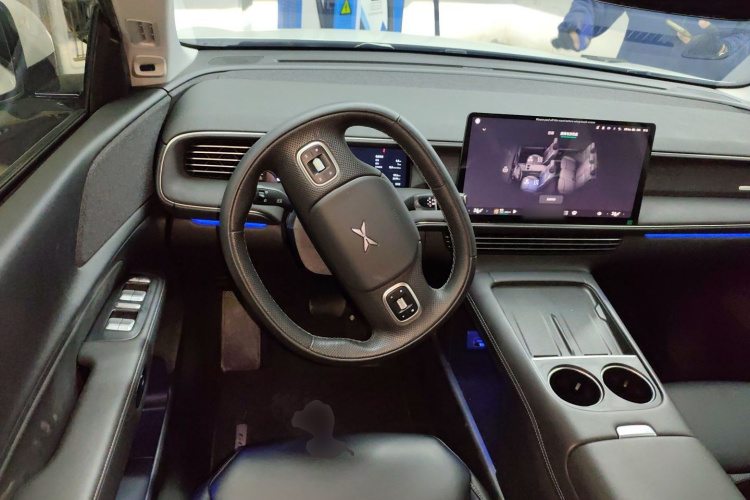 小鹏G6 2023款 580 长续航 Pro局部细节13