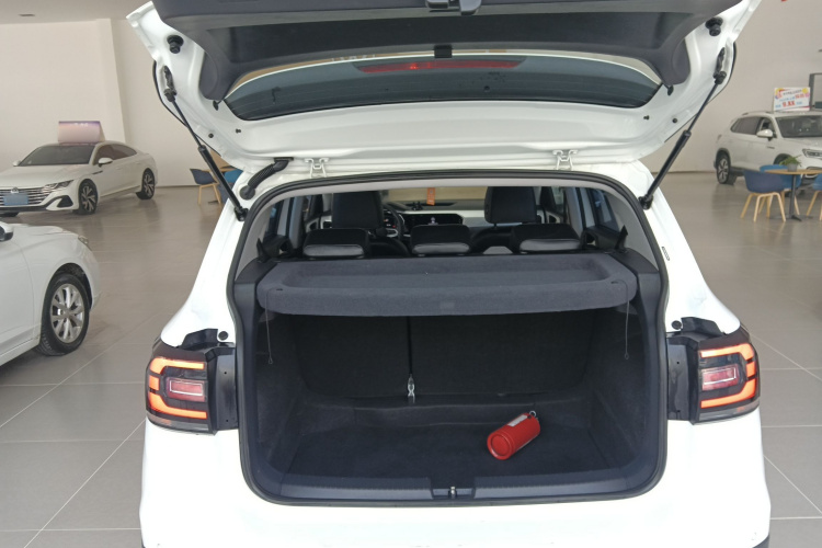 大众 探影 2023款 200TSI DSG 悦智联版机舱底盘23