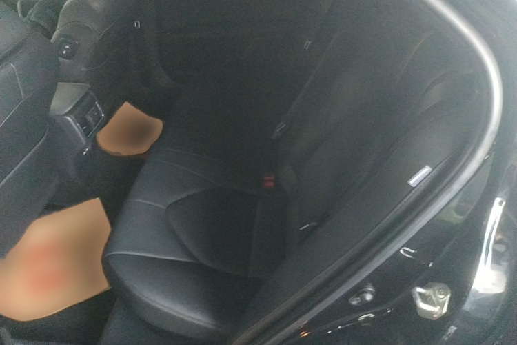 丰田 凯美瑞 2021款 双擎 2.5HG 豪华版中控内饰7004