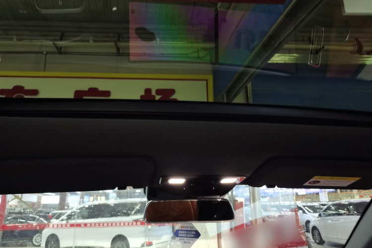 理想汽车 理想L7 2023款 Air中控内饰22