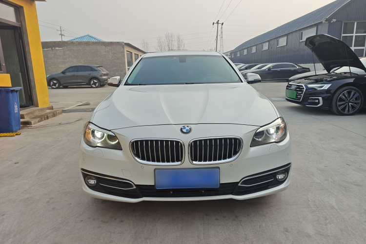 宝马5系 2017款 525Li 豪华设计套装车身外观6001