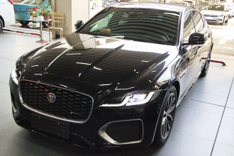 捷豹XFL 2021款 XFL 2.0T P250 两驱精英运动版