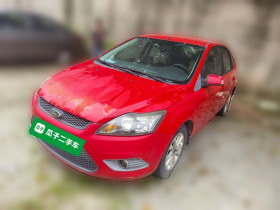 福特 福克斯 2013款 两厢经典 1.8L 自动基本型